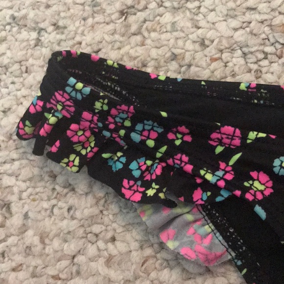 Billabong Floral Bikini Bottoms - Picture 3 of 6